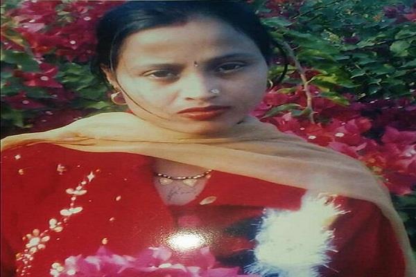 lawyer  s murderer on the police remand  conviction charge