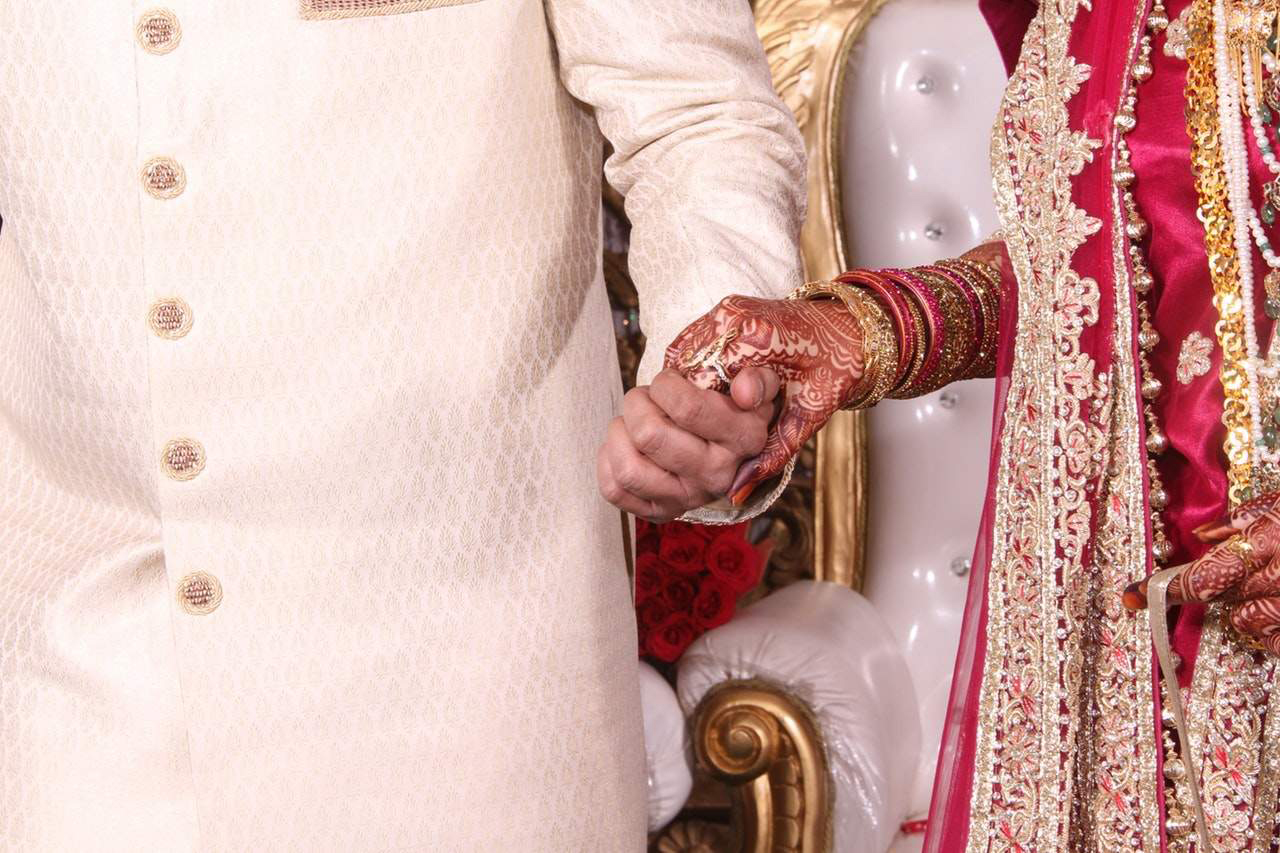 ਨਵ ਵਿਆਹੇ ਜੋੜੇ ਨੂੰ ਮੋਹਾਲੀ ਦਾ ''ਲੰਚ'' ਪਿਆ ਮਹਿੰਗਾ
