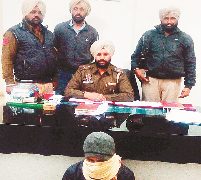 ਨਸ਼ੀਲੀਆਂ ਗੋਲੀਆਂ ਤੇ ਸ਼ਰਾਬ ਸਣੇ 2 ਕਾਬੂ