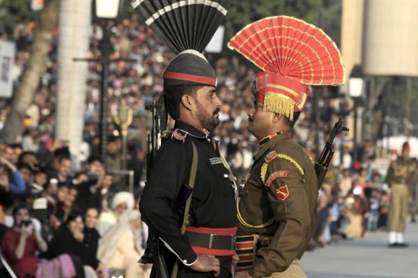 bsf will not sweets to pakistan rangers