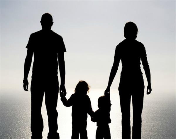 found abandoned  2 sisters railway station get new parents europe