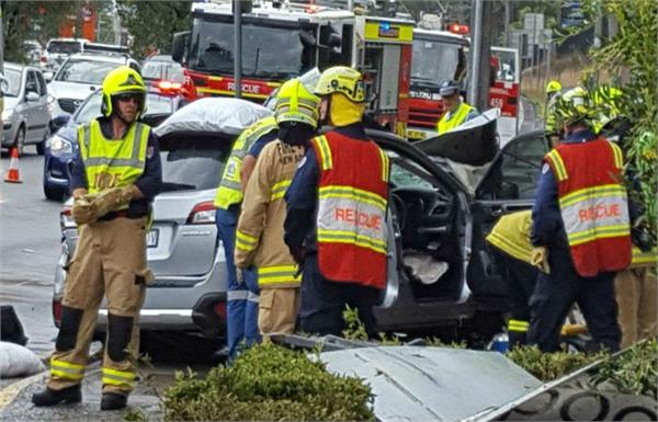 new south wales in woman killed as car crashes