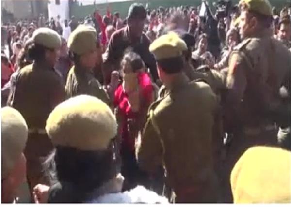 lathi charge on nhm employees in jammu