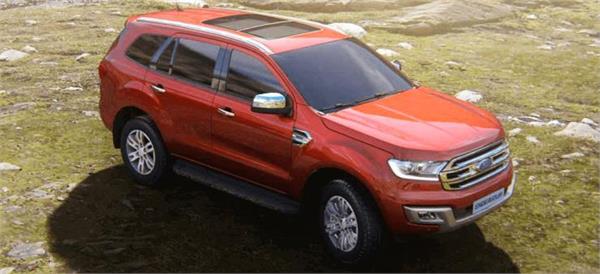 ford has introduced the sunroof option on the 2 2 litre 4x2 titanium variant