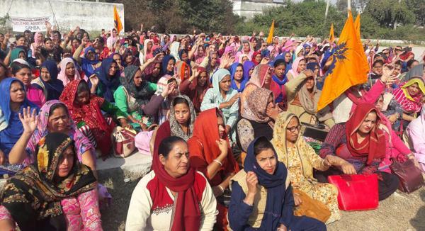 anganwari workers  demonstrations against the government