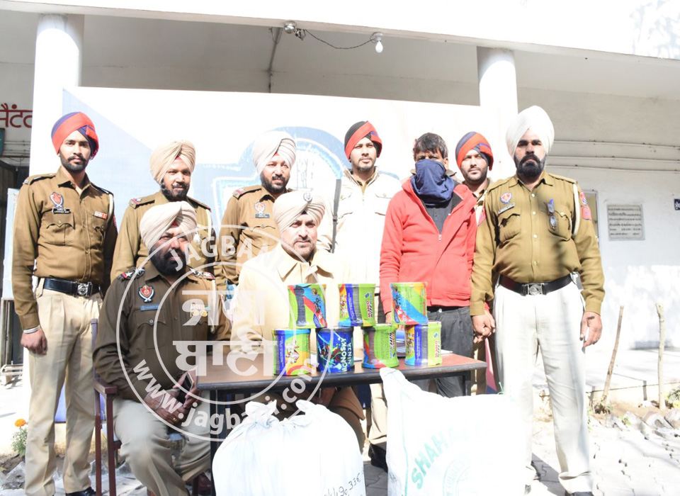 ਸਬਜ਼ੀ ਵੇਚਣ ਵਾਲੇ ਦੇ ਘਰੋਂ ਭਾਰਤੀ ਮਾਤਰਾ ''ਚ ਚਾਈਨਾ ਡੋਰ ਬਰਾਮਦ