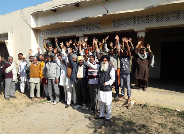 debt  farmer  protest