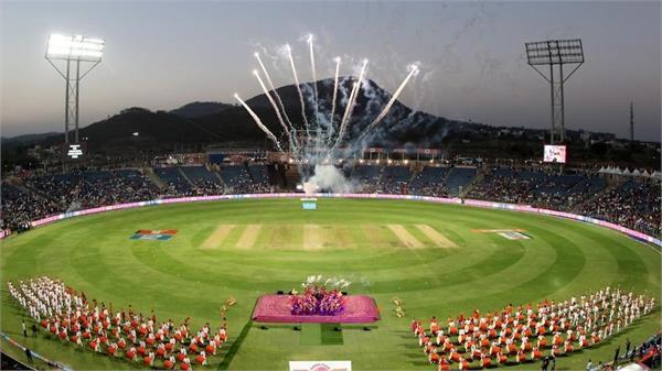 ipl 2018  auction of 578 players  out of which 350 indian players