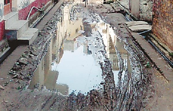 the street where the going to the temple of binjon