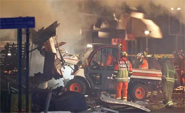 indian origin family from mauritius among missing in leicester fire
