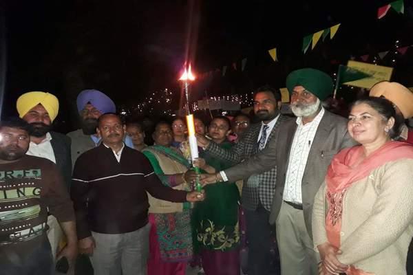 great reception to visit karmapura school