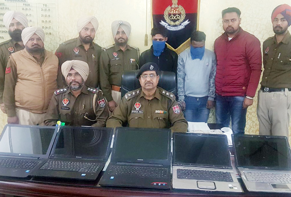 ਲੰਚ ਟਾਈਮ ''ਚ ਮਨੀ ਐਕਸਚੇਂਜਰਾਂ ਦੀਆਂ ਦੁਕਾਨਾਂ ਨੂੰ ਬਣਾਉਂਦੇ ਸੀ ਨਿਸ਼ਾਨਾ