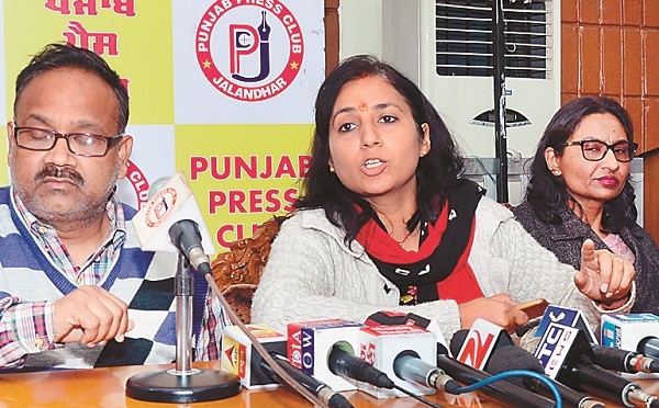 ਕੈਂਬ੍ਰਿਜ ਦੀ ਵਿਦਿਆਰਥਣ ਦੇ ਚੌਥੀ ਮੰਜ਼ਿਲ ਤੋਂ ਡਿੱਗਣ ਦੇ ਮਾਮਲੇ ''ਚ ਆਇਆ ਨਵਾਂ ਮੋੜ