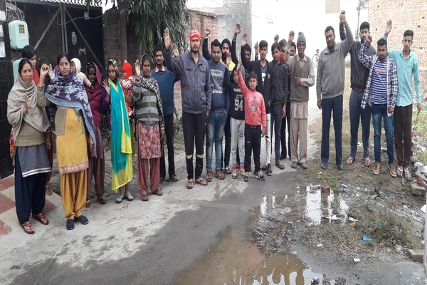 ਬੇਗਮਪੁਰਾ ''ਚ ਰੋਜ਼ਾਨਾ ਬਰਬਾਦ ਹੋ ਰਿਹੈ ਹਜ਼ਾਰਾਂ ਲੀਟਰ ਪਾਣੀ