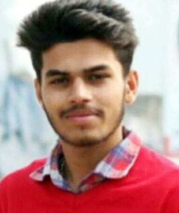 ਲਾਪਤਾ ਵਿਦਿਆਰਥੀ ਦੀ ਲਾਸ਼ ਨਹਿਰ ''ਚੋਂ ਮਿਲੀ
