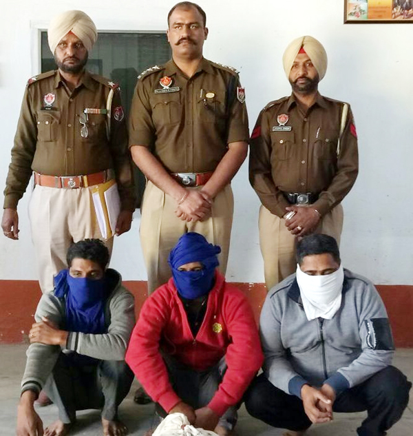 ਪੁਲਸ ਨੇ 4 ਕਿਲੋ ਅਫੀਮ ਸਮੇਤ 3 ਨੂੰ ਕੀਤਾ ਗ੍ਰਿਫਤਾਰ