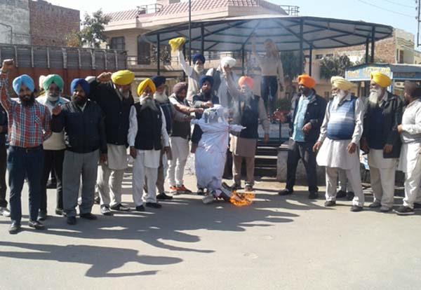 akalis wreck hymns against tytler