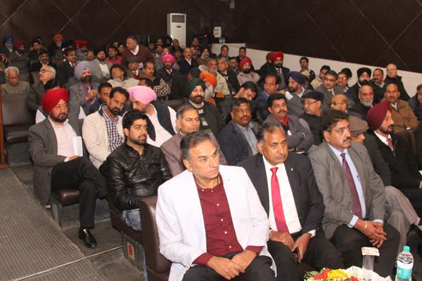 employees   safety is our responsibility  no compromise