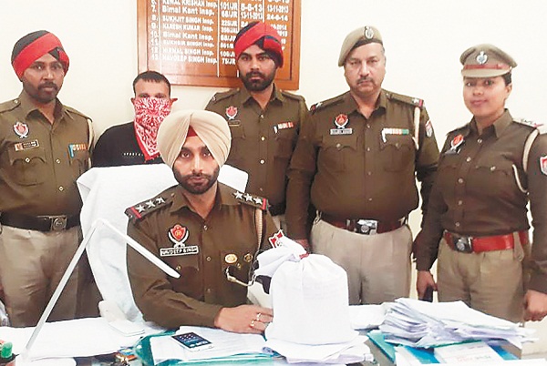 ਝਾਰਖੰਡ ਤੋਂ ਅਫੀਮ ਲਿਆ ਕੇ ਪੰਜਾਬ ''ਚ ਕਰਦਾ ਸੀ ਸਪਲਾਈ, ਗ੍ਰਿਫਤਾਰ