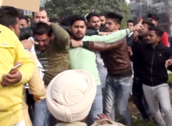 ਨਗਰ ਨਿਗਮ ਚੋਣਾਂ ਤੋਂ ਪਹਿਲਾਂ ਲੁਧਿਆਣਾ ਦੀ ਰਾਜਨੀਤੀ ''ਚ ਵੱਡਾ ਧਮਾਕਾ