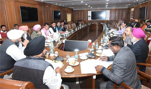 opposition boycott meeting