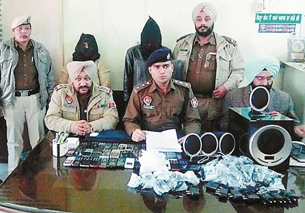 police arrested the sale of stealing millions of mobile phones