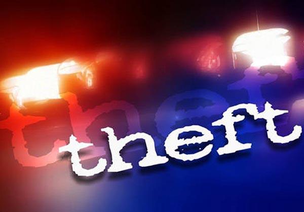 motorcycle riding robber escaped from mobile while taking mobile