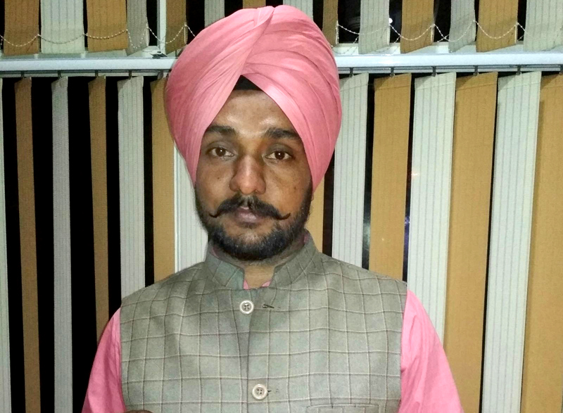 ਸ਼ਹਿਰ ''ਚ ਡਾਕਟਰਾਂ ਵੱਲੋਂ ਮਹਿੰਗੀਆਂ ਦਵਾਈਆਂ ਲਿਖਣ ਦਾ ਧੰਦਾ ਜ਼ੋਰਾਂ ''ਤੇ