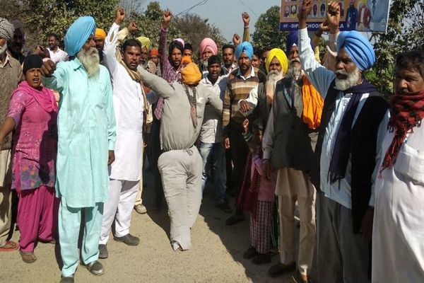 ਬਜਟ ਖਿਲਾਫ ਕੇਂਦਰ ਸਰਕਾਰ ਦਾ ਫੂਕਿਆ ਪੁਤਲਾ