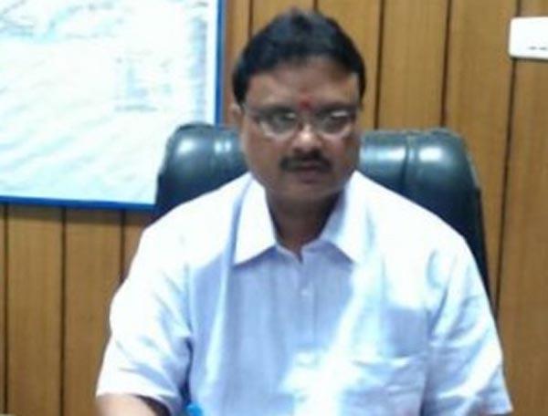 unexpected checking of sub jail bars  inmates hearing difficulties