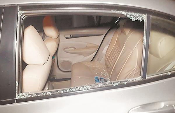 bhottu gang blasting the handa city car and stolen cash