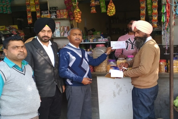 ਤੰਬਾਕੂ ਕੰਟਰੋਲ ਐਕਟ ਦੀ ਉਲੰਘਣਾ ਕਰਨ ਵਾਲਿਆਂ ਦੇ ਕੱਟੇ ਚਲਾਨ
