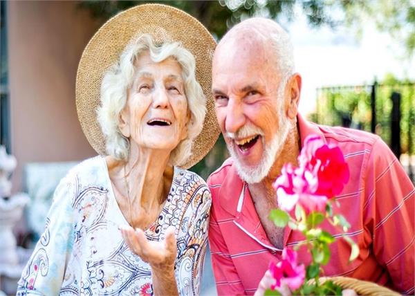 dementia  elderly lower their risk positive attitude to ageing