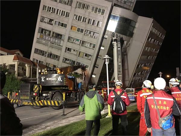 taiwan earthquake 4 dead as tremor leaves missing