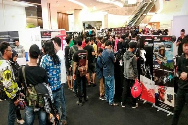 these exhibition are making aware about the safety of the driver