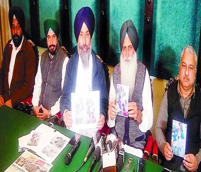 ਗੁੰਡਾਗਰਦੀ ਦੀ ਘਟਨਾ ''ਚ ਪੁਲਸ ਅਧਿਕਾਰੀ ਨੂੰ ਮੁਅੱਤਲ ਕੀਤਾ ਜਾਵੇ : ਅਕਾਲੀ ਦਲ