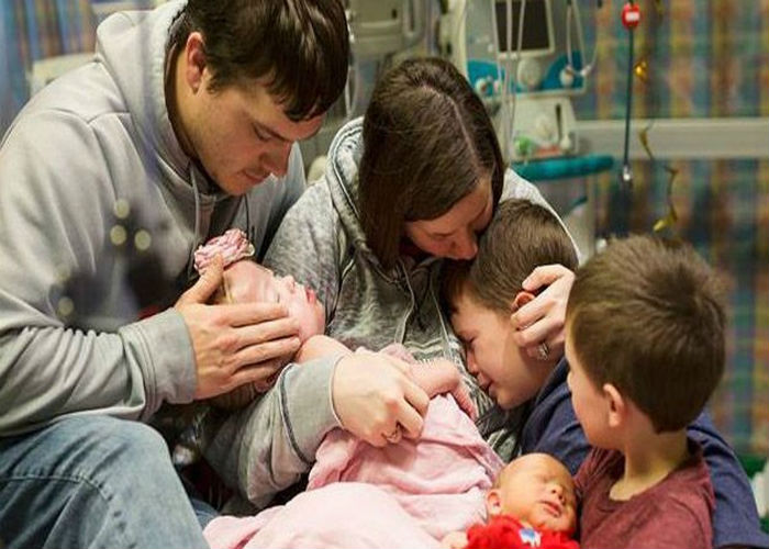 'ਦਿਲ' ਮਿਲਣ ਤੋਂ ਪਹਿਲਾਂ ਹੀ ਮਾਪਿਆਂ ਤੋਂ ਦੂਰ ਹੋ ਗਈ ਲਾਡਲੀ, ਭਾਵੁਕ ਕਰ ਦੇਣਗੀਆਂ ਤਸਵੀਰਾਂ