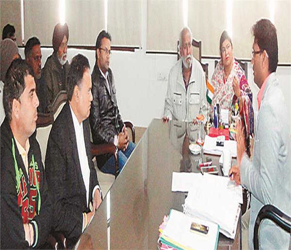 deputy commissioner hoshiarpur vipul ujwal