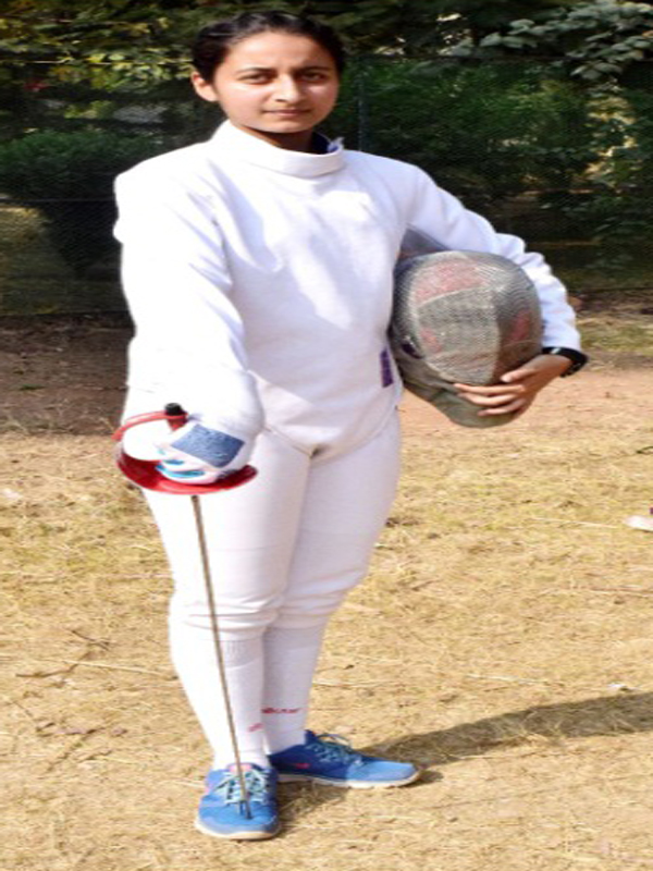 ਚੰਡੀਗੜ੍ਹ ਦੀਆਂ ਇਹ ਖਿਡਾਰਣਾਂ ਦੁਬਈ ''ਚ ਦਿਖਾਉਣਗੀਆਂ ਦਮ-ਖਮ (ਤਸਵੀਰਾਂ)