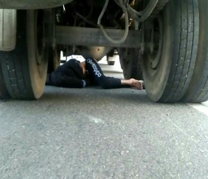 4 ਦਿਨ ਪਹਿਲਾਂ ਵਿਆਹ 'ਚ ਹੋਈ ਸੀ ਦੋਸਤੀ, ਦਰਦਨਾਕ ਹਾਦਸੇ 'ਚ ਛੁੱਟਿਆ ਦੋਹਾਂ ਦਾ ਸਾਥ (ਤਸਵੀਰਾਂ)