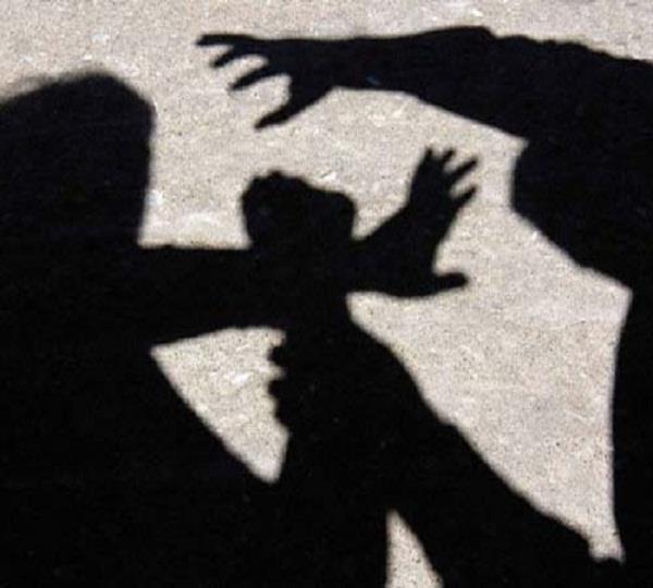 the matter of making a vulgar move with the mahant