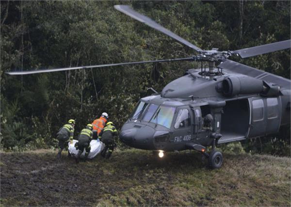 in france helicopter crash 5 dead