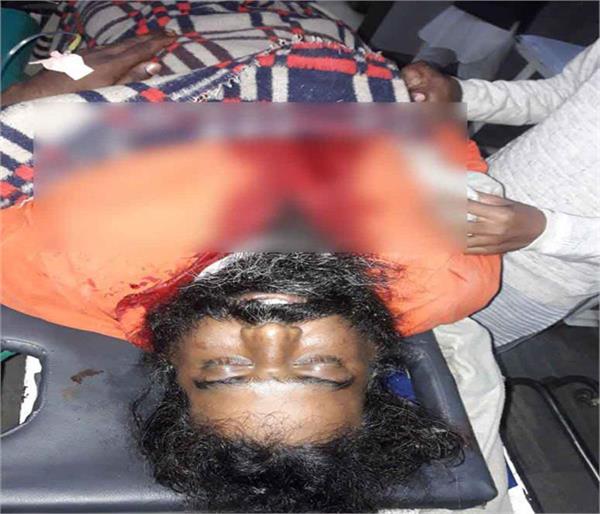 servant of divya jyoti institute injured in discrimination