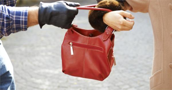 purse snatching