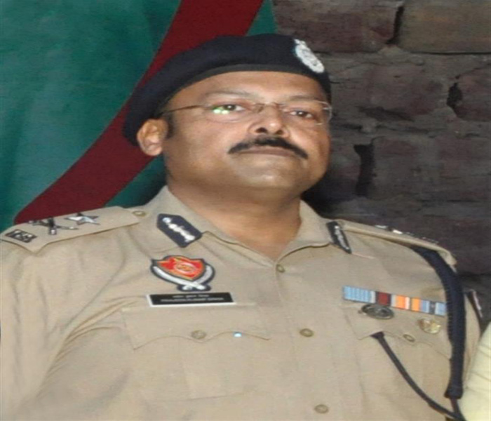 ਟਰੈਫਿਕ ਅਧਿਕਾਰੀਆਂ ਤੋਂ ਨਾਰਾਜ਼ ਹੋਏ ਪੁਲਸ ਕਮਿਸ਼ਨਰ ਪ੍ਰਵੀਨ ਸਿਨ੍ਹਾ