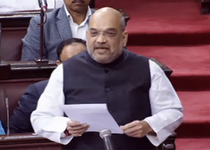 ਰਾਜ ਸਭਾ ''ਚ ਅਮਿਤ ਸ਼ਾਹ ਦਾ ਕਾਂਗਰਸ ਨੂੰ ਜਵਾਬ, ਬੇਰੋਜ਼ਗਾਰੀ ਤੋਂ ਚੰਗਾ ਪਕੌੜੇ ਵੇਚਣਾ