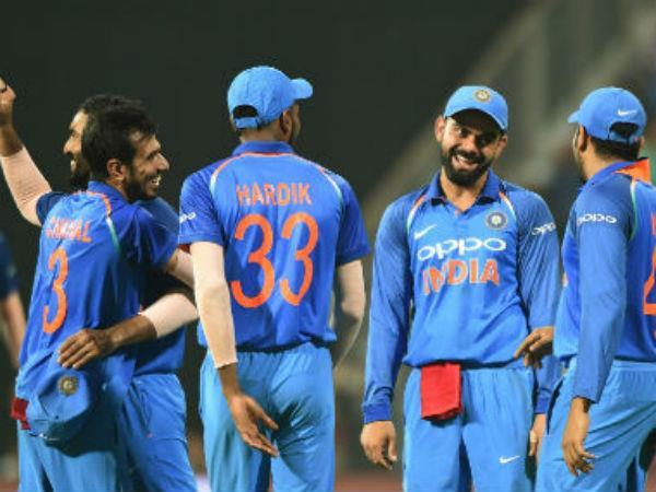 virat  s army piled up south africa  ahead of the series 2 0