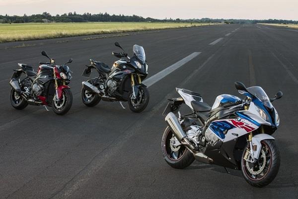 bmw reduced the prices of its bikes by up to 1 60 lacs