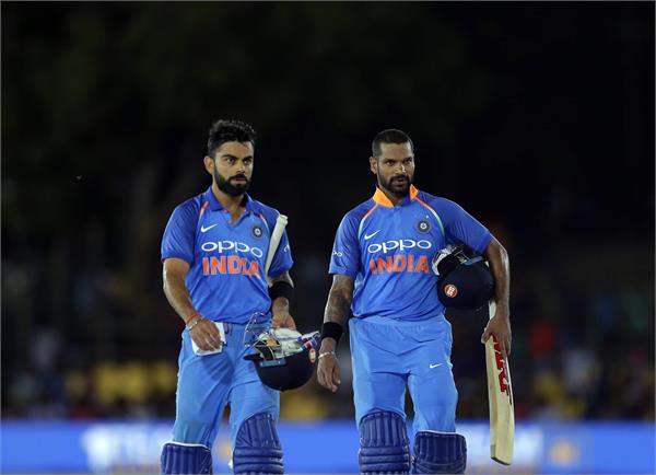veeru joke here the bank employee became the umpire