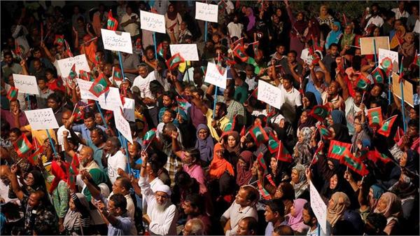 maldives supreme court revokes order to free prisoners